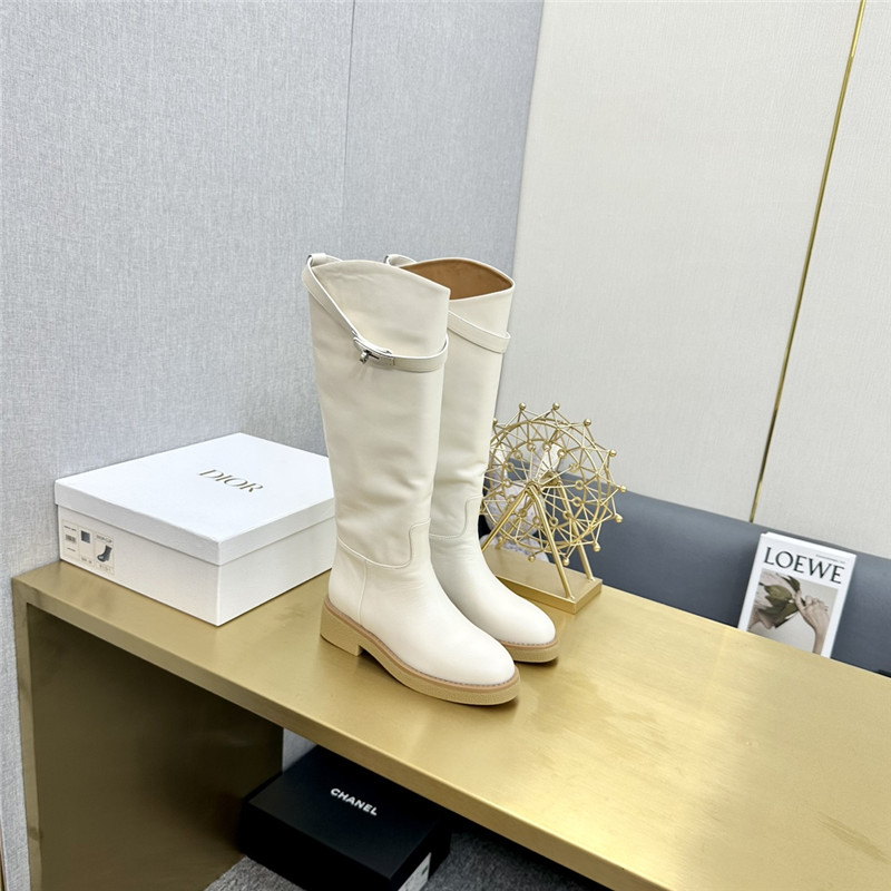 H**me5 Classic Boots