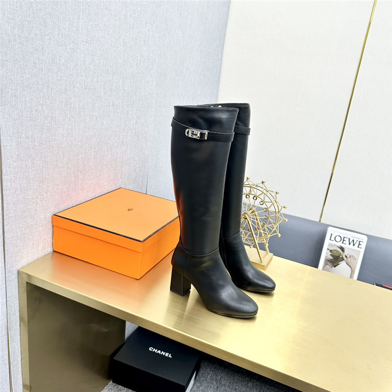 H**me5 Classic Boots