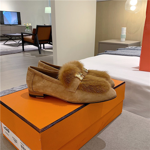 H**me5 sheepskin mink loafers