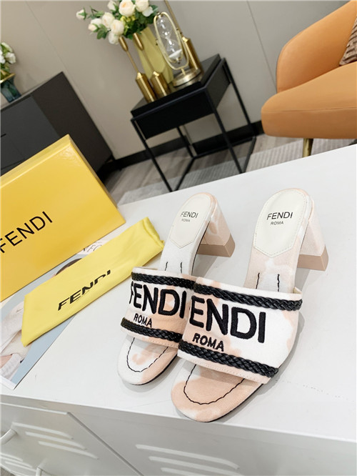 F**di logo sandals