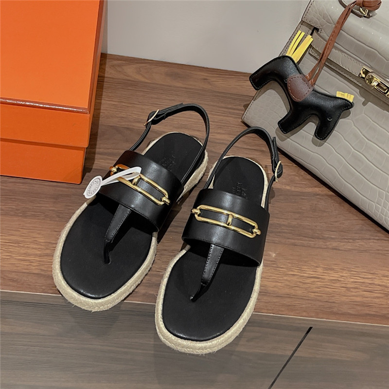 H**me5 knitted flat sandals