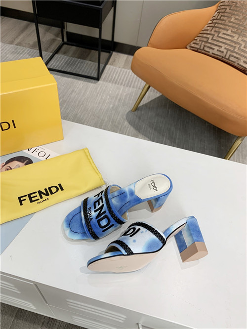 F**di logo sandals