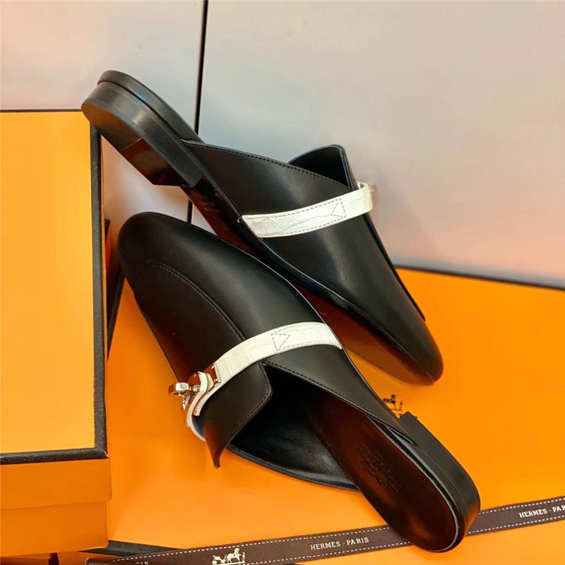 H**me5 mueller slippers