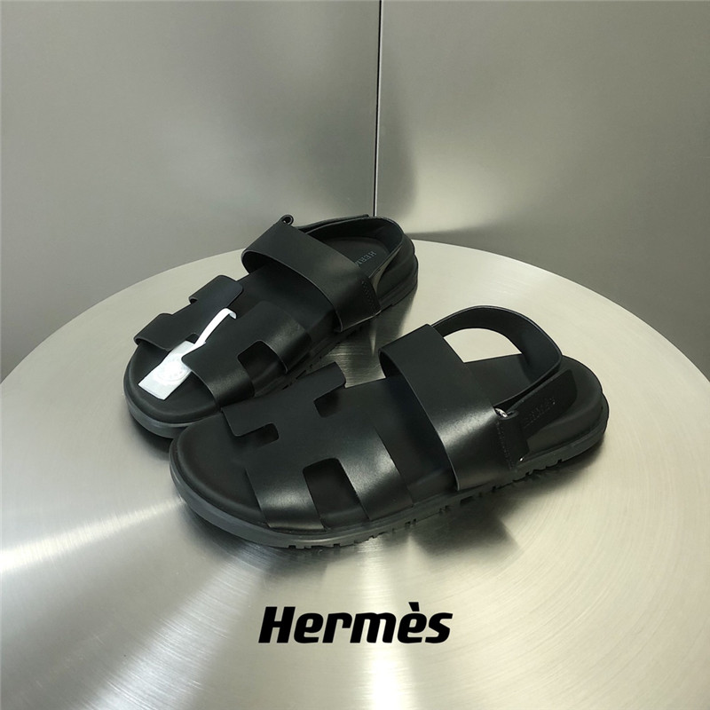 H**me5 GENIUS second uncle sandals