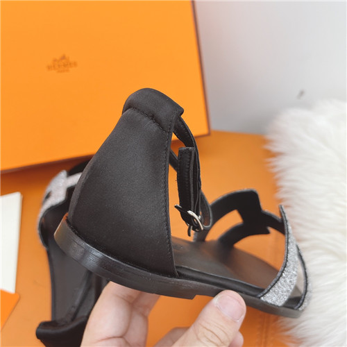 H**me5 flat sandals womens