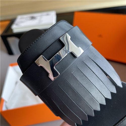 H**me5 H flat slippers