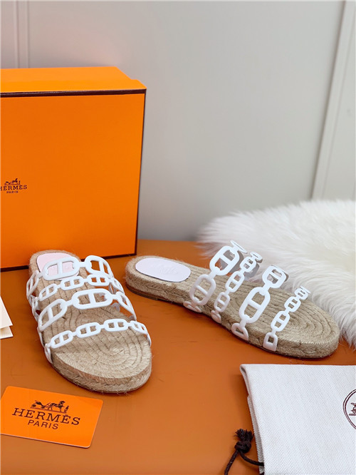 H**me5 flat slippers