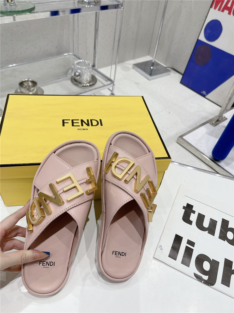 F**di metal logo slides