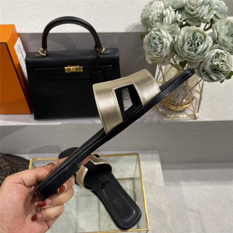 H**me5 early spring new color slippers