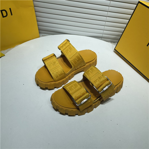 F**di ff logo sandals