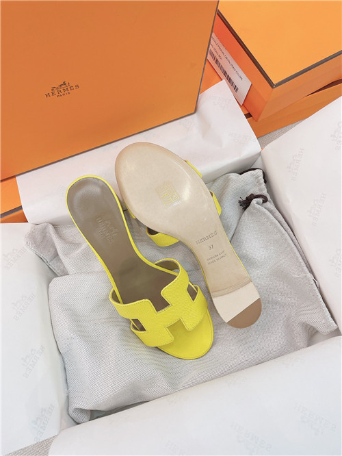 H**me5 oasis sandals