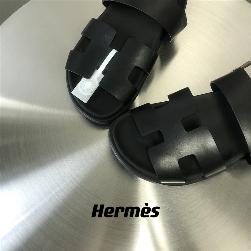 H**me5 GENIUS second uncle sandals