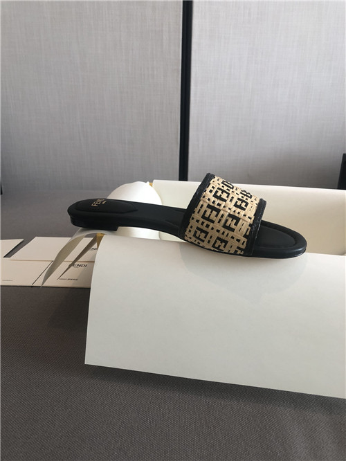 F**di slippers sandals