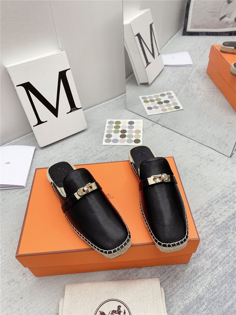 H**me5 loafer slippers