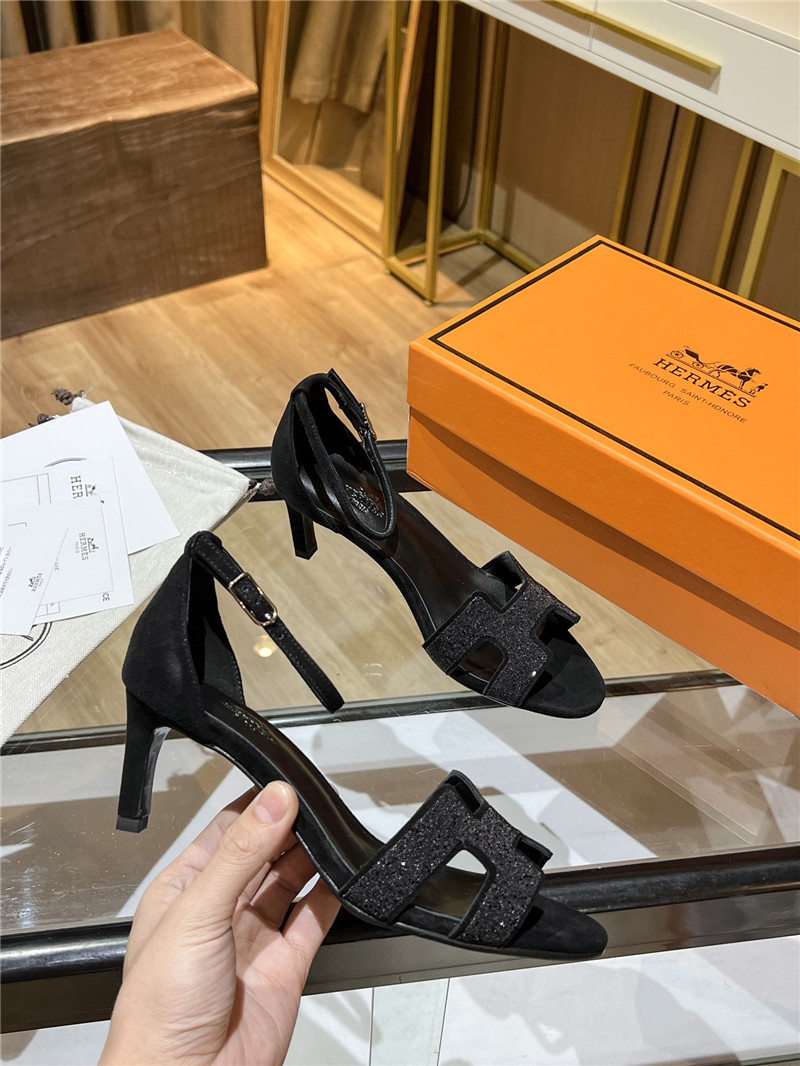H**me5 high heel sandals
