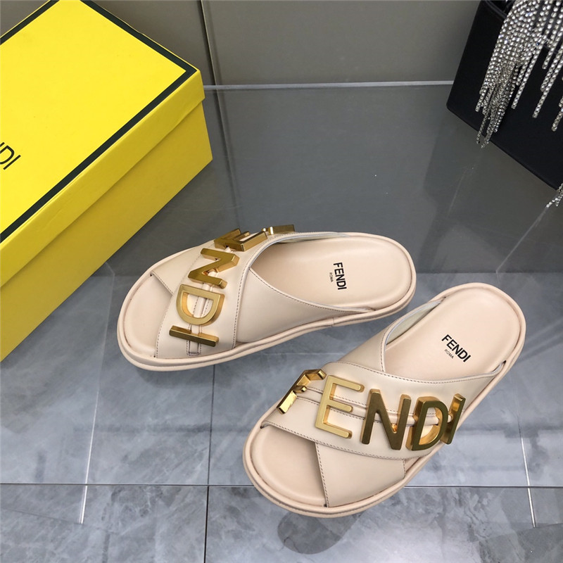 F**di metal logo slides