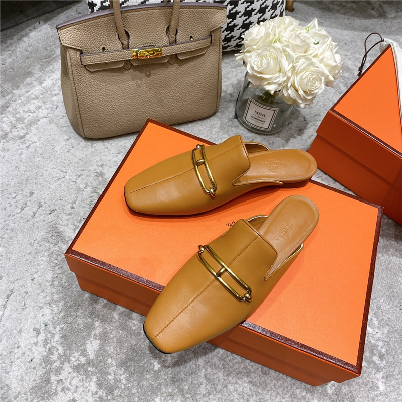 H**me5 muller flat slippers
