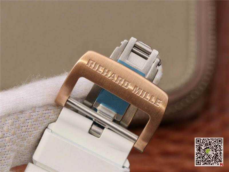 Replica Richard Mille RM011 KV Factory 1:1 Best Edition Swiss ETA7750 Crystal Dial With Red Paint On Marker