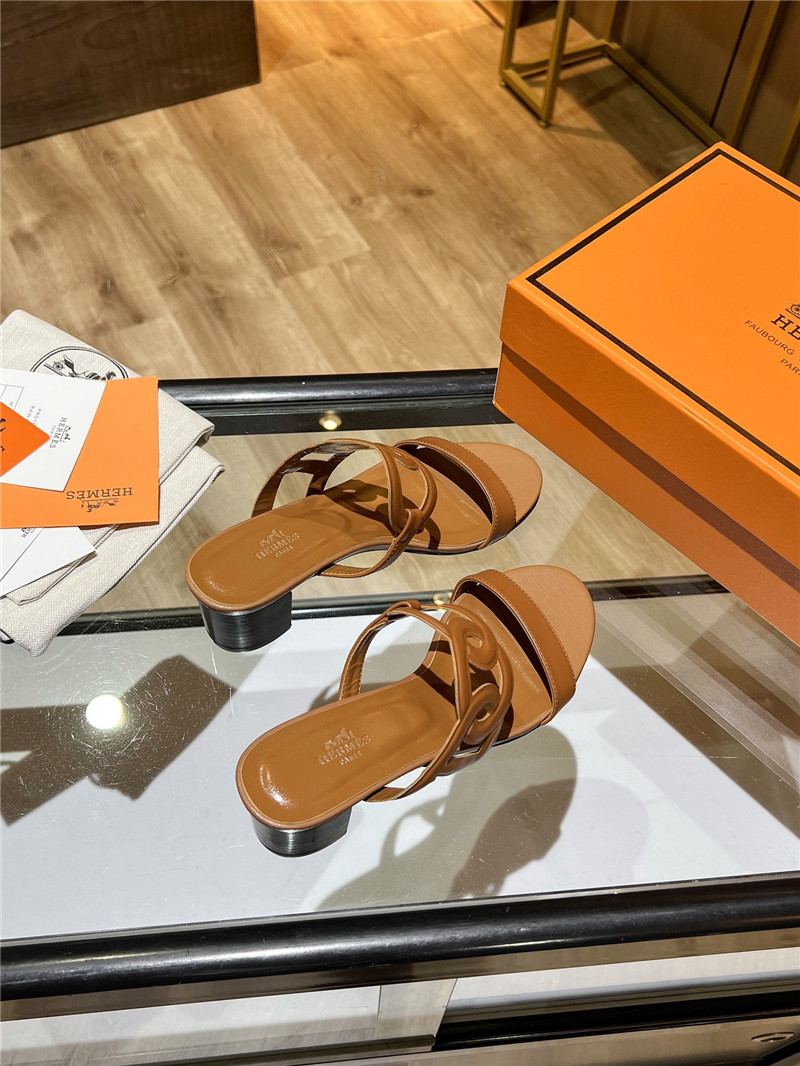 H**me5 Sandals Dupe chunky heel sandals