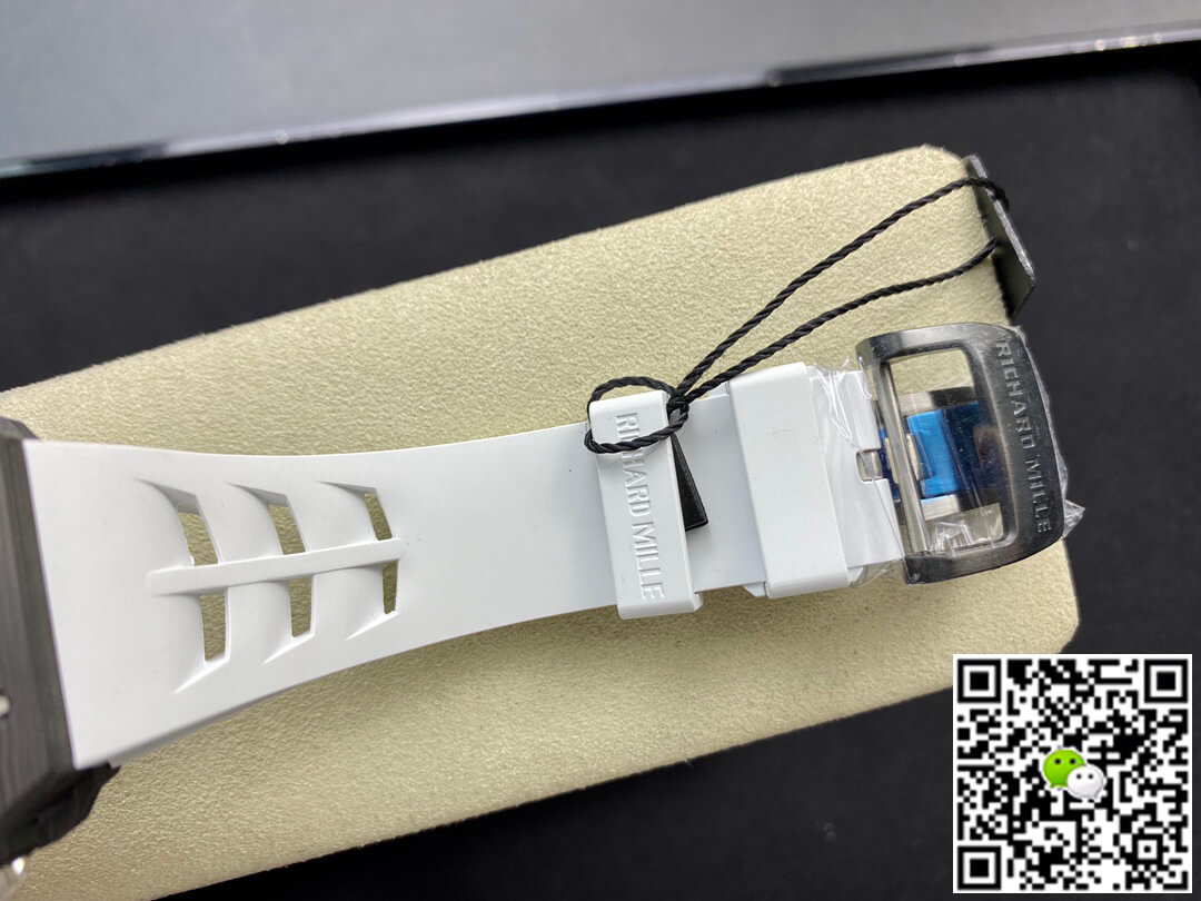 Replica Richard Mille RM011-03 1:1 Best Edition KV Factory Carbon Fiber White Strap
