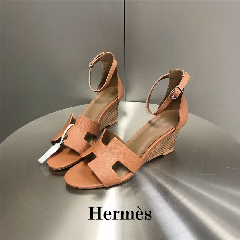 H**me5 legend wedge sandals