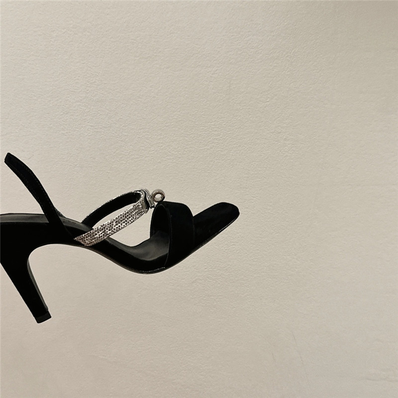 H**me5 Glamor sandals