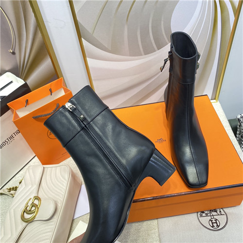 H**me5 Birkin Replica stud boots