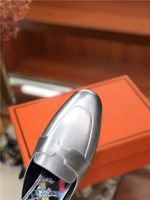 H**me5 loafers slippers