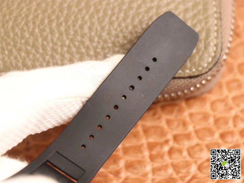 Replica Richard Mille RM052 1:1 Best Edition ZF Factory Silver Skull Dial Swiss Movement