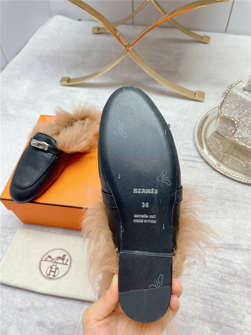 H**me5 classic wool slippers