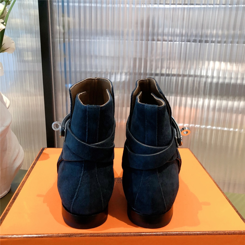 H**me5 kelly buckle ankle boots