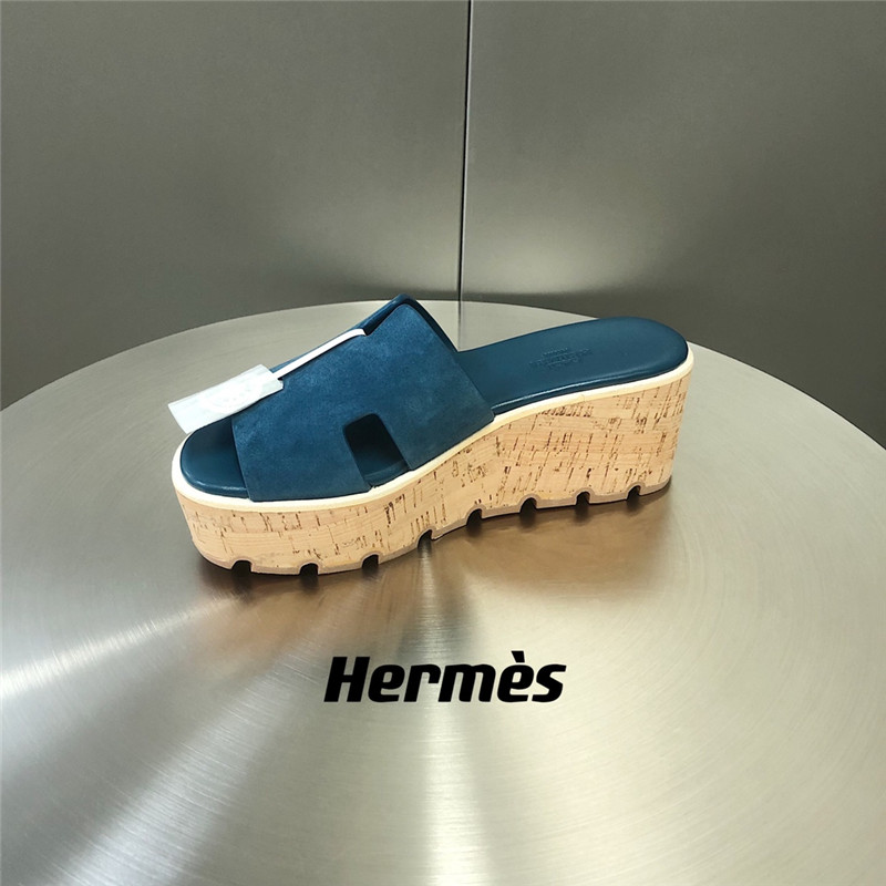 H**me5 Platform Slippers