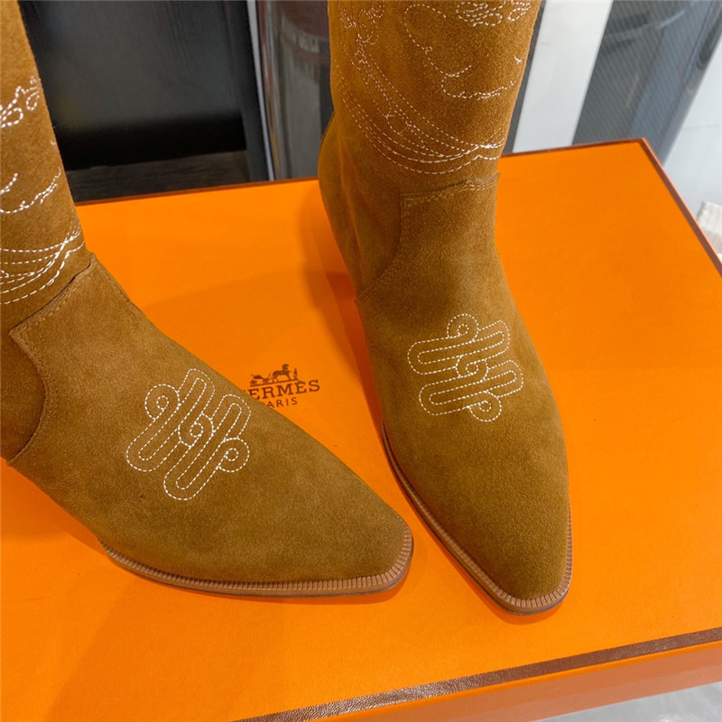 H**me5 embroidered long boots