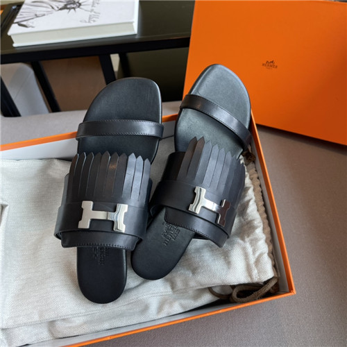 H**me5 H flat slippers