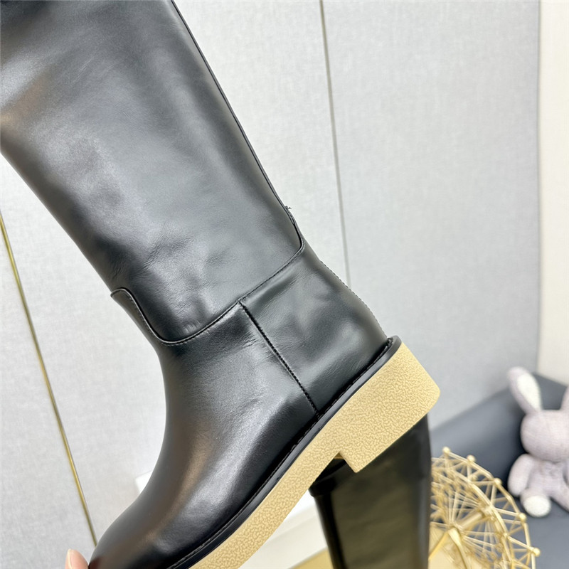 H**me5 Classic Boots