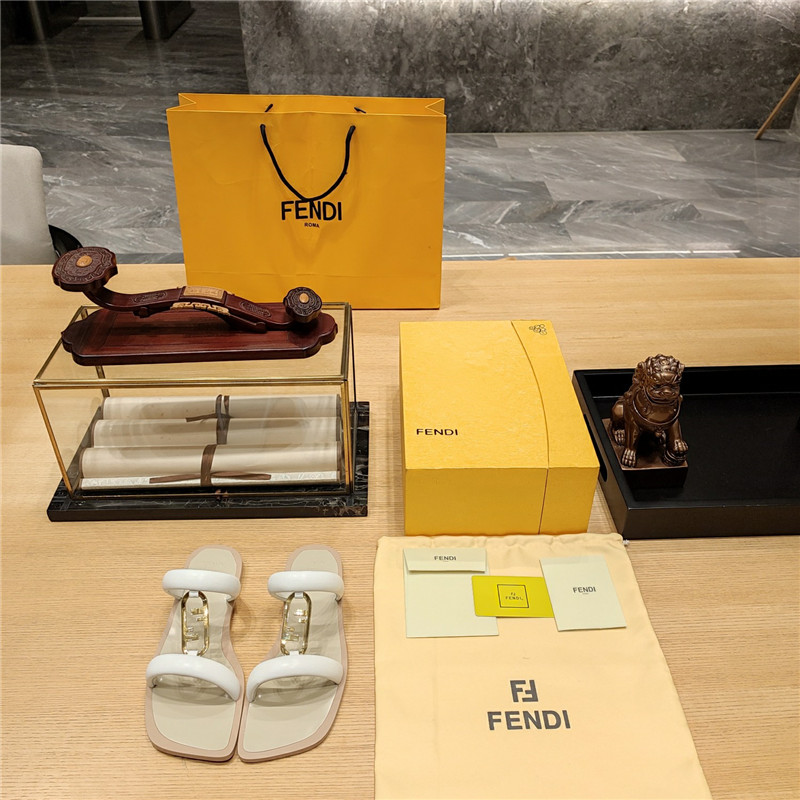 F**di flat beach sandals