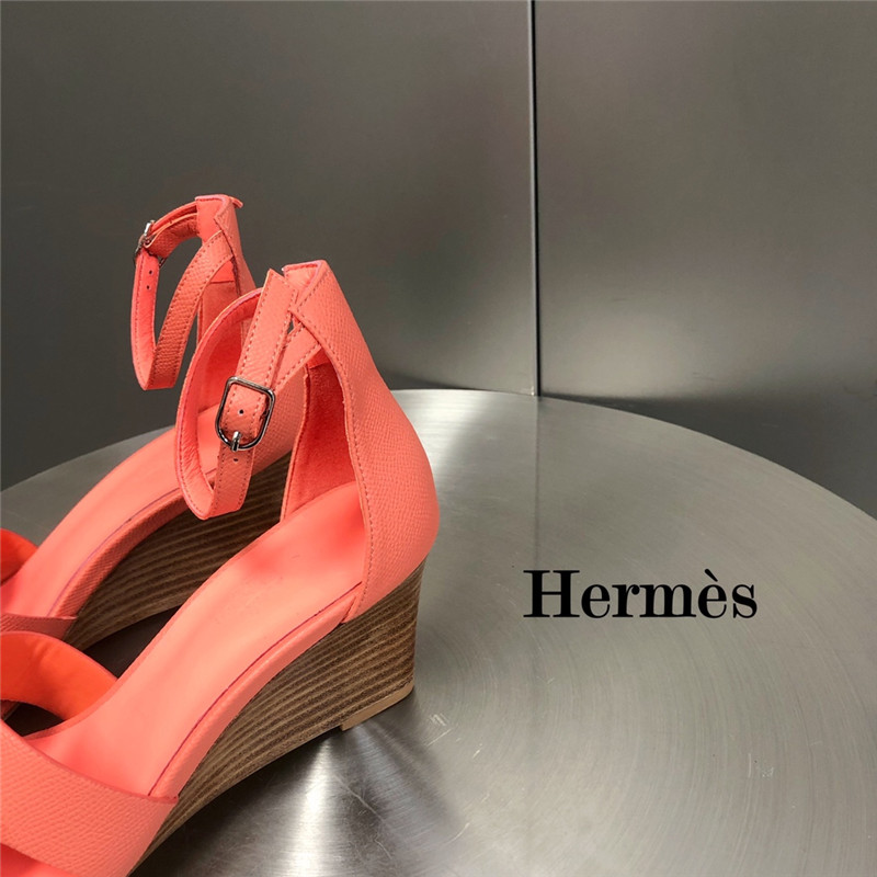 H**me5 legend wedge sandals