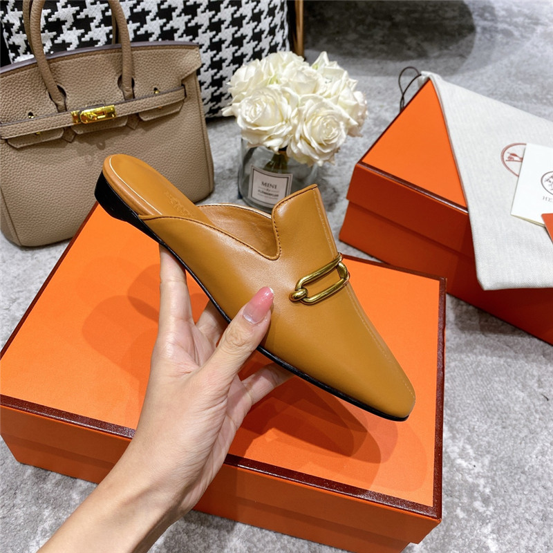 H**me5 muller flat slippers