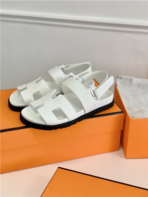 H**me5 Chypre Dupe sandals women