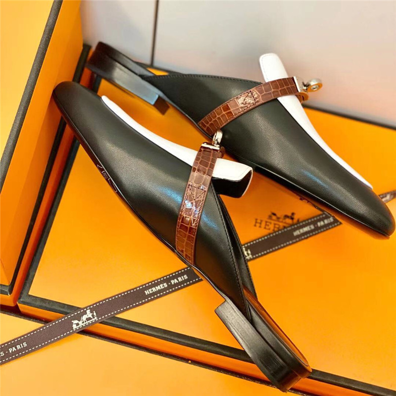 H**me5 mueller slippers