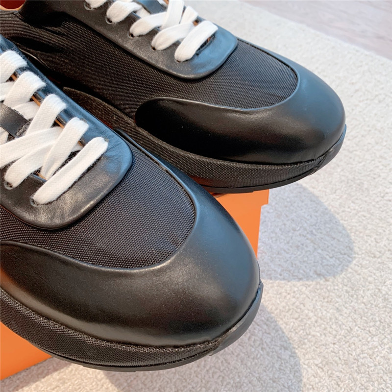 H**me5 classic look-alike British retro white shoes