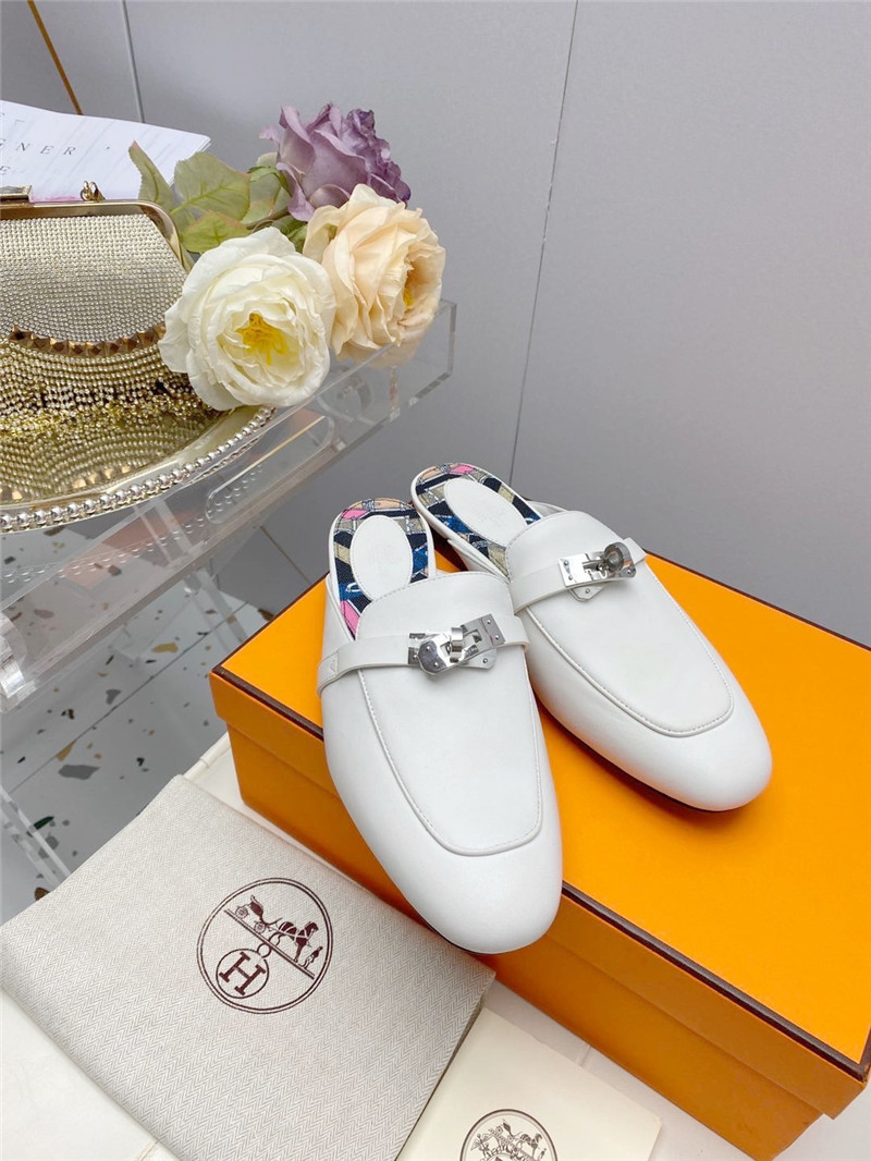 H**me5 kelly gold buckle slippers