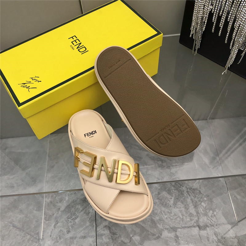 F**di metal logo slides