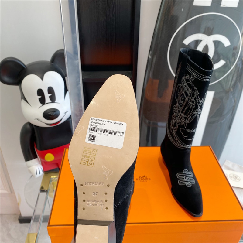 H**me5 embroidered long boots