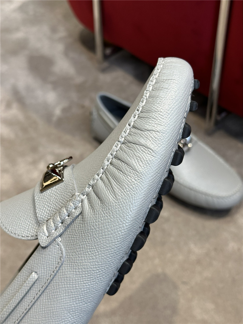 H**me5 Men s Classic Loafers