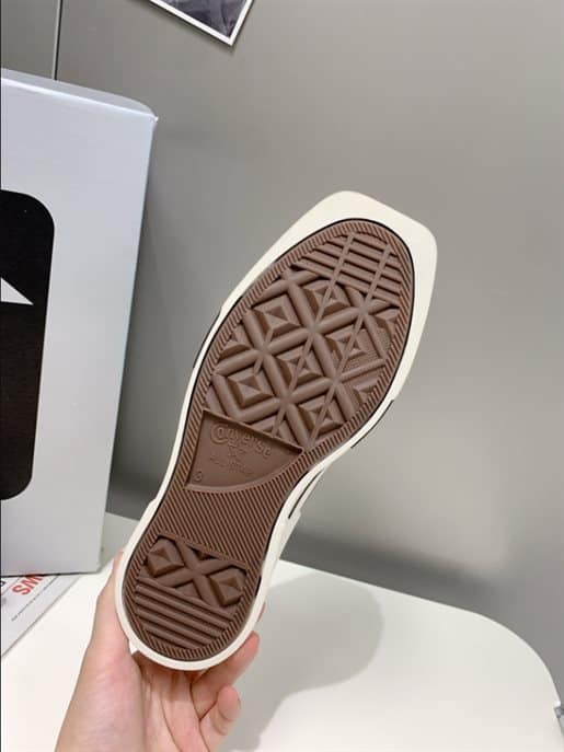 Rick Owens Low-top Sneakers   RS013