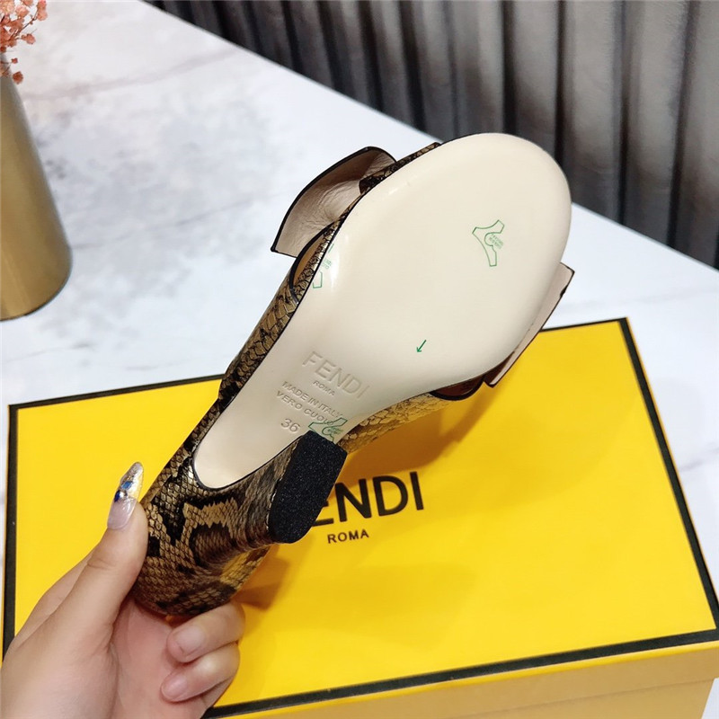 F**di block heel sandals gold