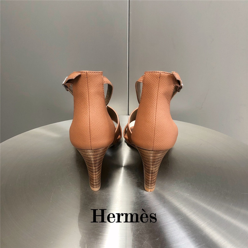H**me5 legend wedge sandals