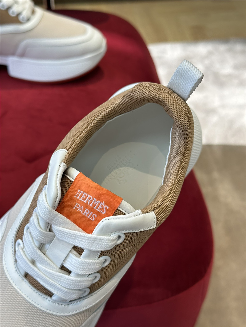 H**me5 new sneakers