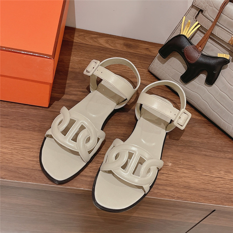 H**me5 extra flat sandal